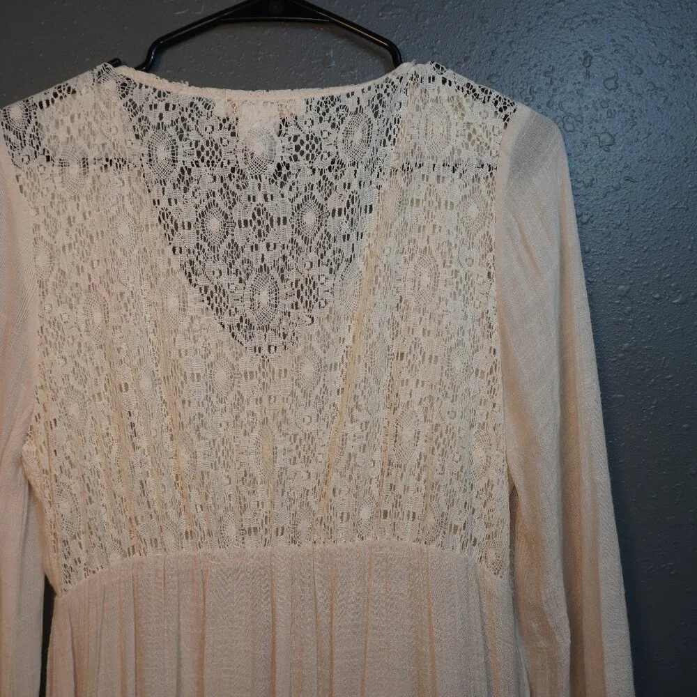 Flying Tomato Womens Embroidered Rayon Poly Floral Flowy Dress Size Medium - Picture 5 of 9